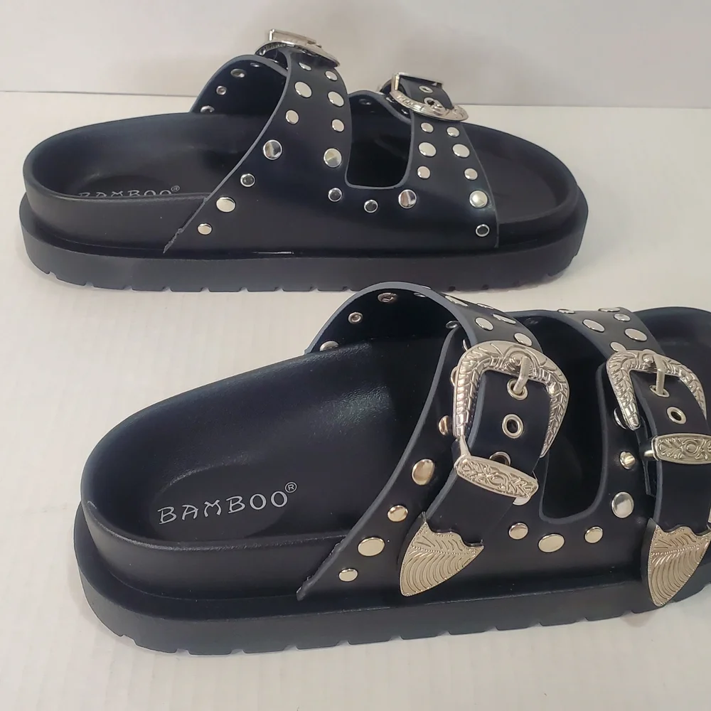 BAMBOO Brand  Black Sandals Size 6 - Picture 3 of 7